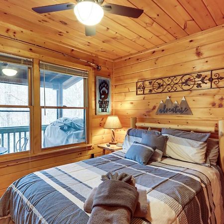 Blue Ridge Cozy Cabin In The Woods With Hot Tub! מראה חיצוני תמונה