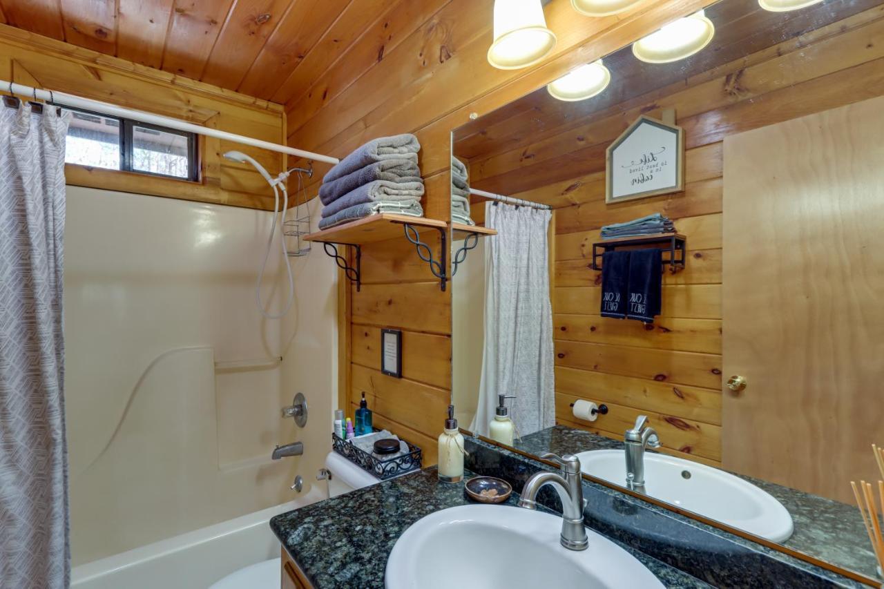 Blue Ridge Cozy Cabin In The Woods With Hot Tub! מראה חיצוני תמונה